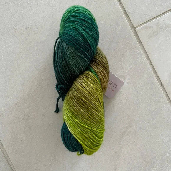 Hand Maiden Casbah Hand Dyed Merino Wool and Cashmere Blend Sock Yarn - Picture 3 of 5